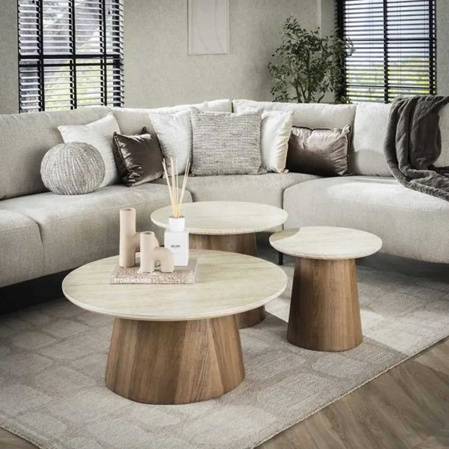 Kalfort Salontafels|Strato Salontafel set van 3 rond blok poten Keramiek travertin