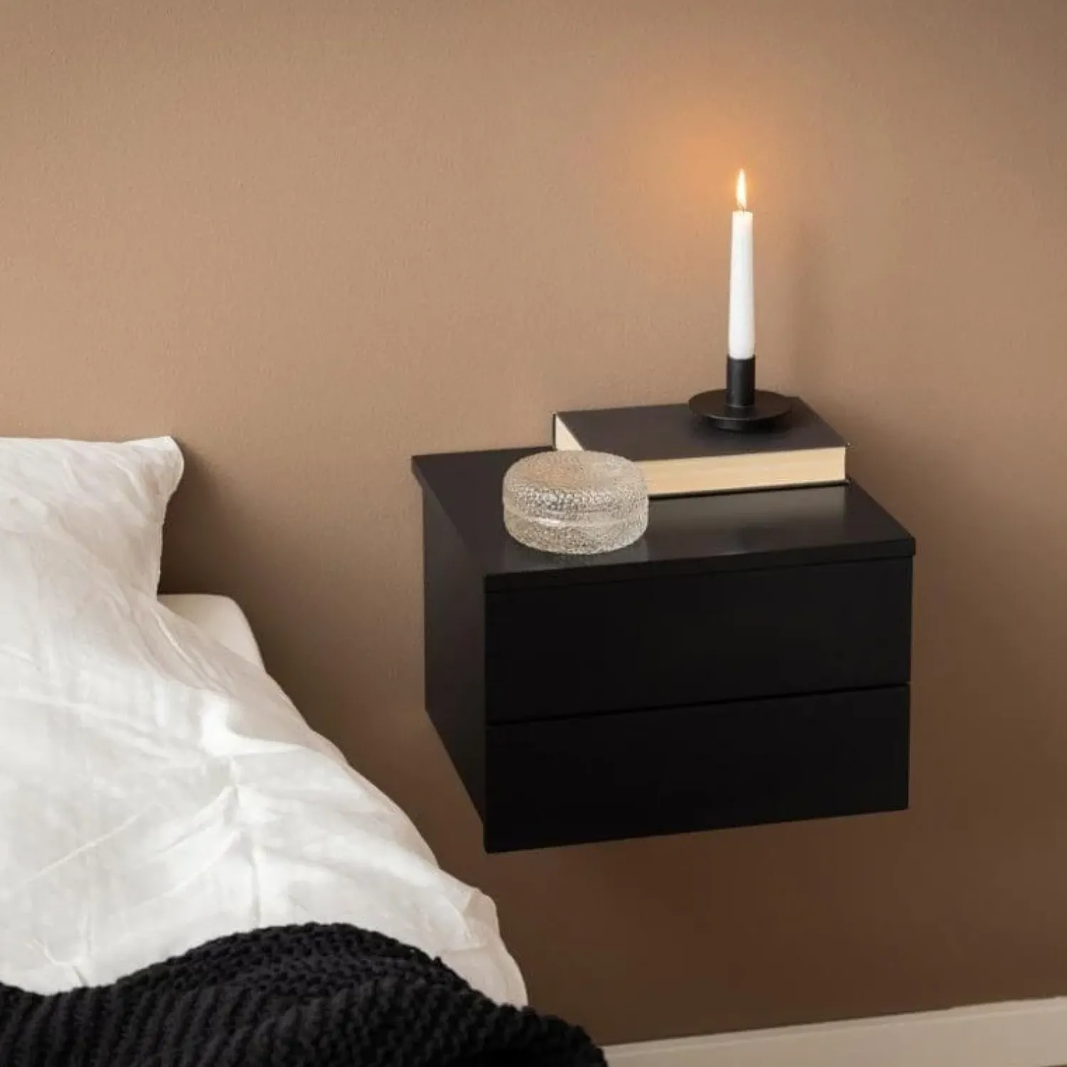 Nordhavn Nachtkastjes|Industriele Kasten|Svea zwevend Nachtkastje 2 lade Zwart 37cm