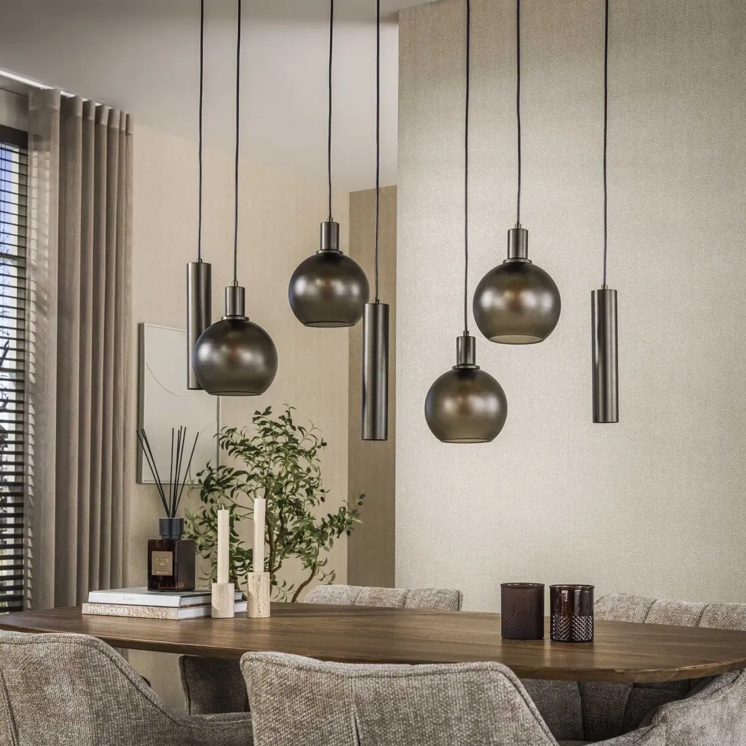 Kalfort Hanglampen|Glazen Hanglamp|Tessio 7-lichts Hanglamp bruin-frosted