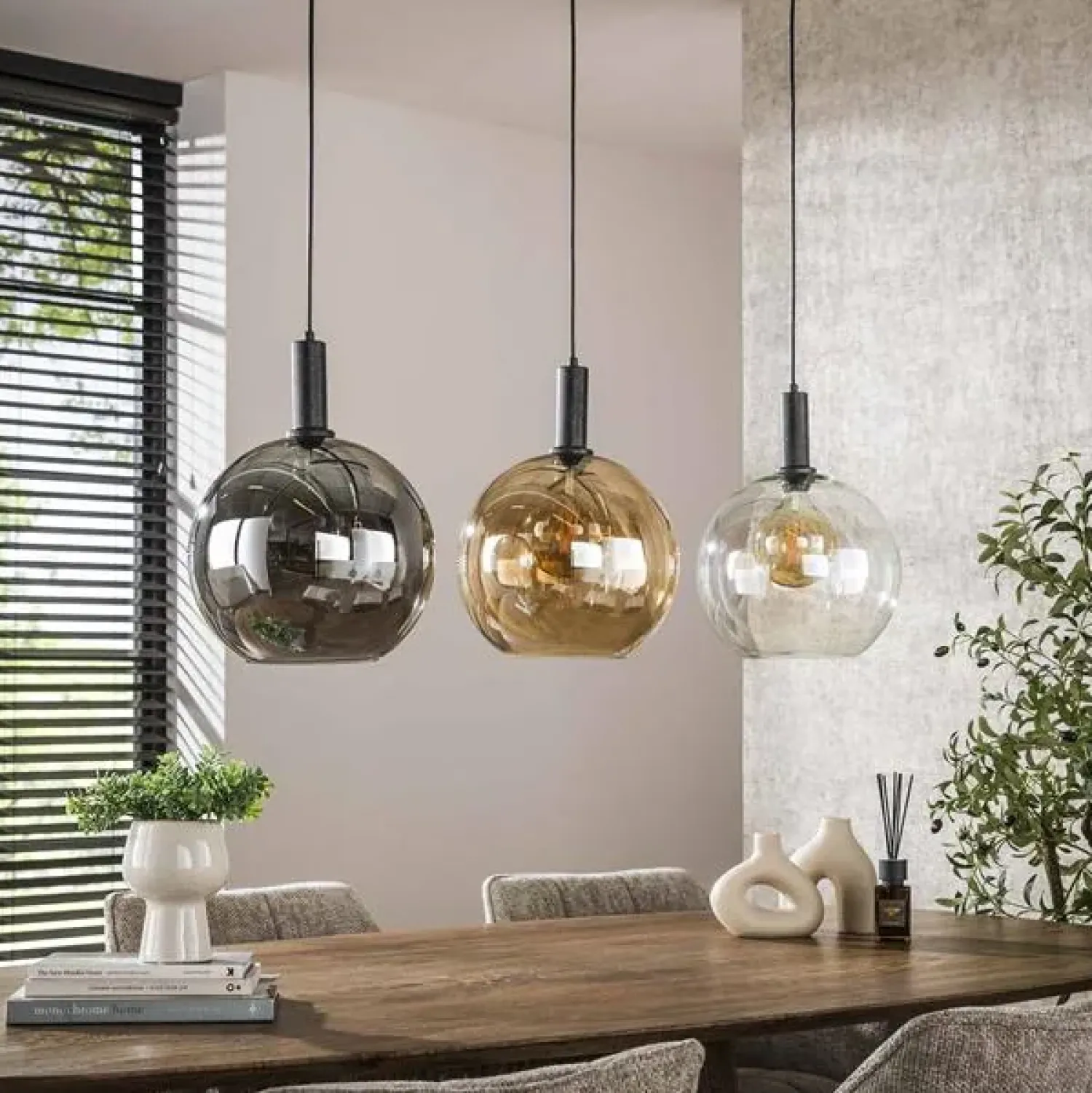 Kalfort Hanglampen|Glazen Hanglamp|Tessio 3-lichts Hanglamp Multikleur glas