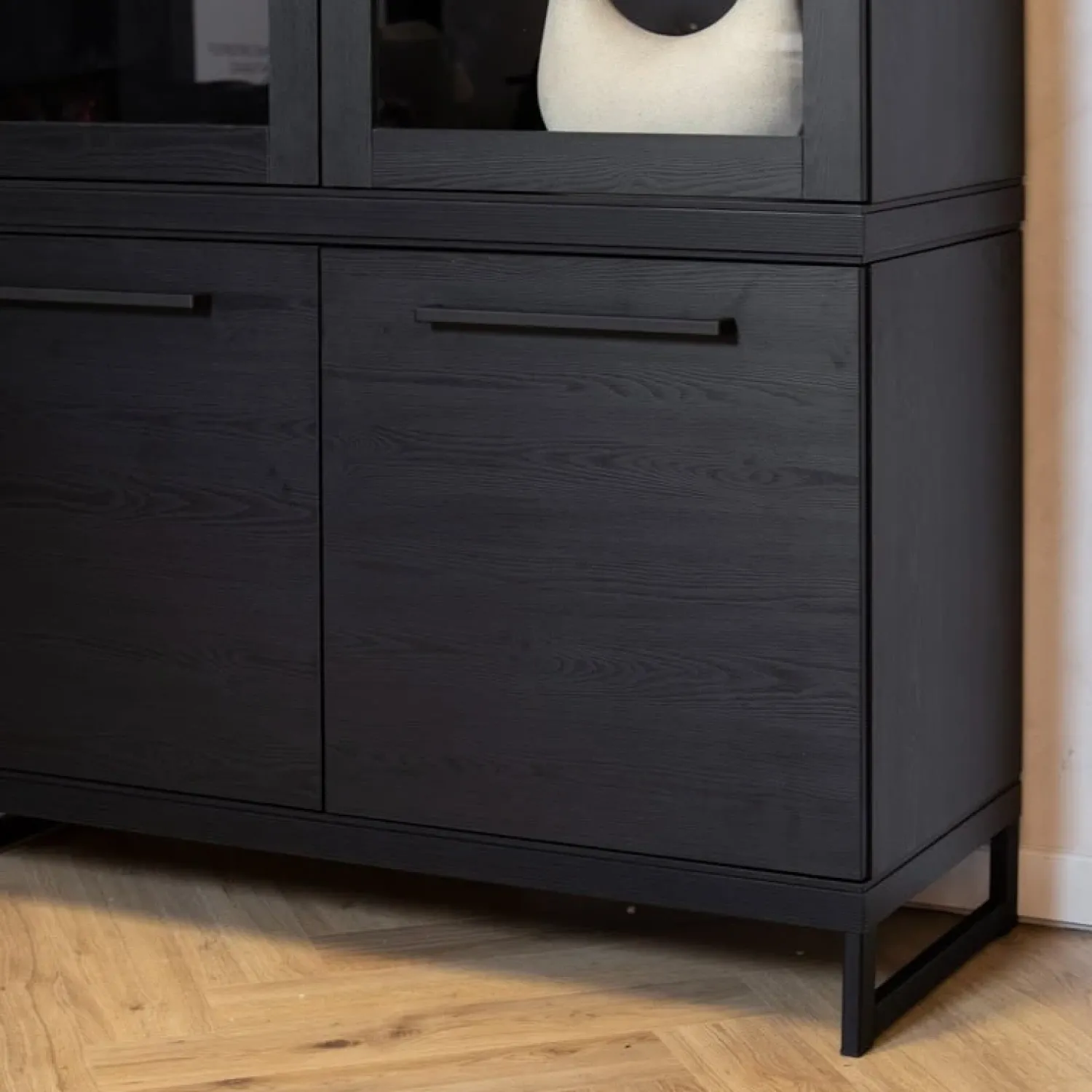 Maison Madera Vitrinekasten|Industriele Kasten|Valente Vitrinekast Zwart 120cm
