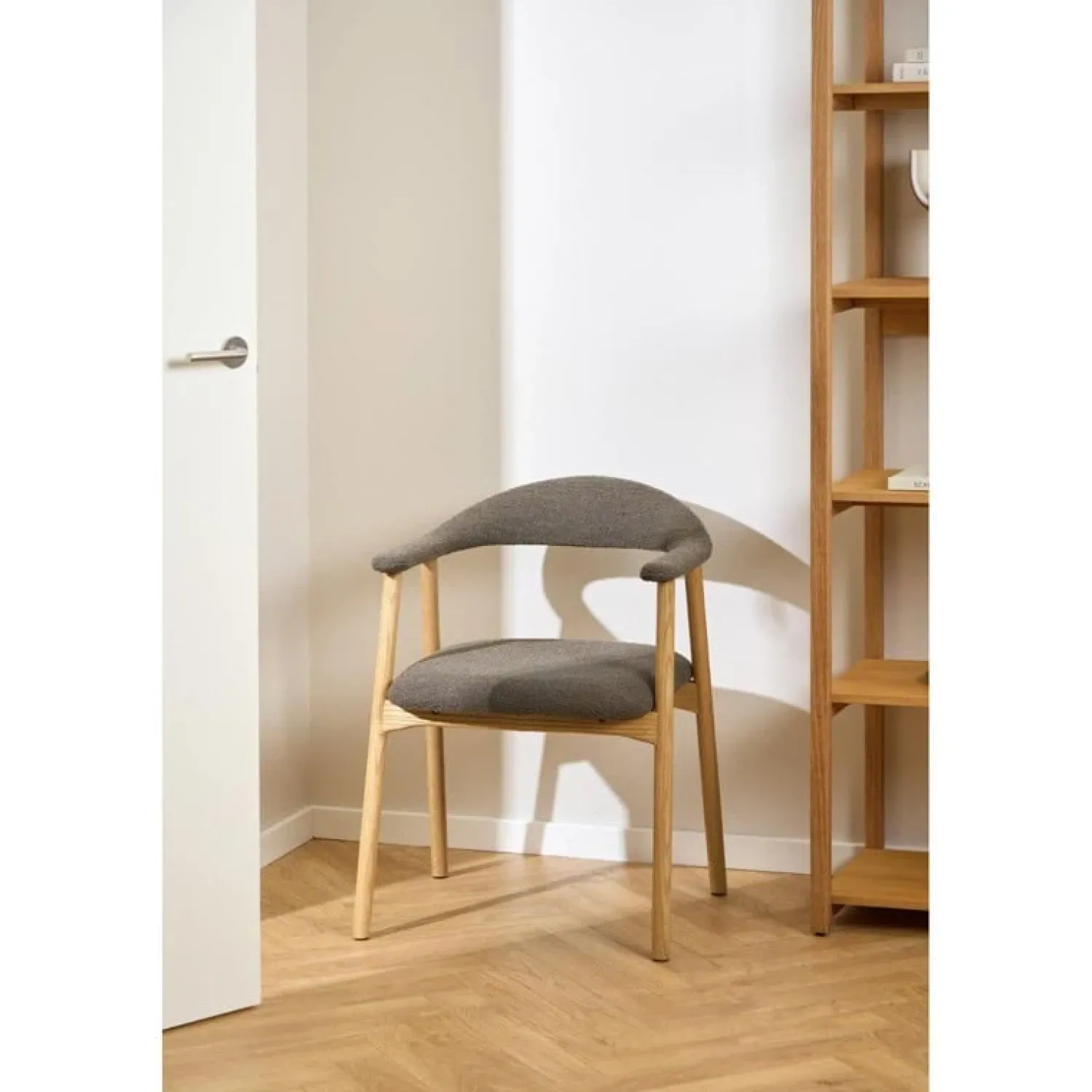 Nordhavn Eetkamerstoelen|Vandis Eetkamerstoel Bruin Stof