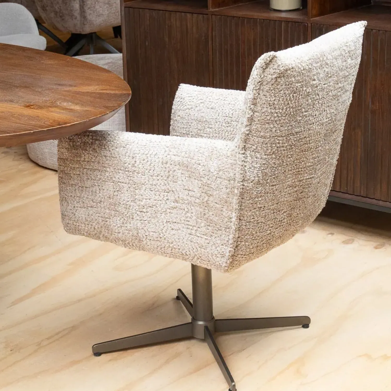 Vellori Design Eetkamerstoelen|Venezia Eetkamerstoel - be lovely nature 01 Iras 360 anodic bruin