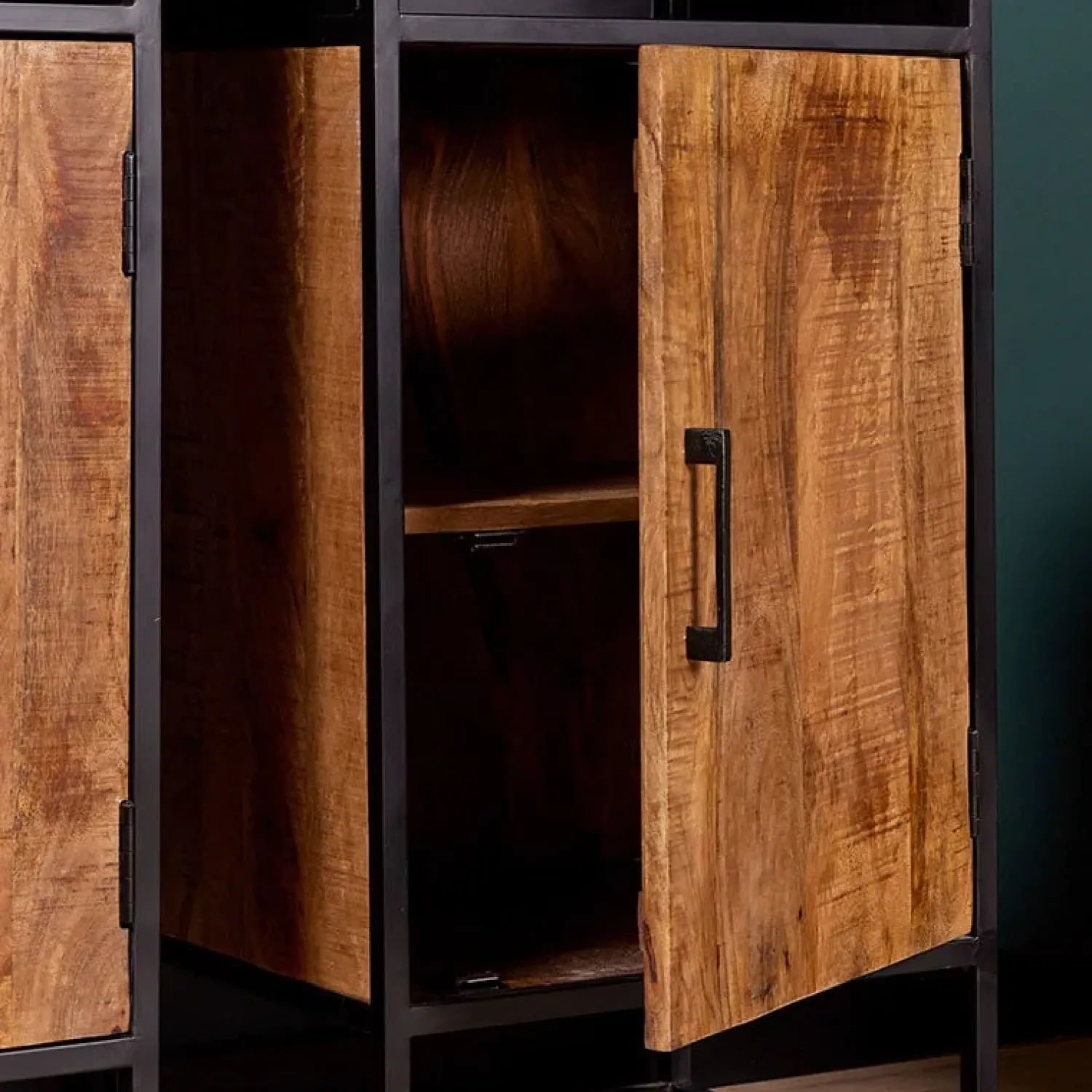 Furndea Boekenkasten|Industriele Kasten|Venice boekenkast mangohout 3-vaks 50cm