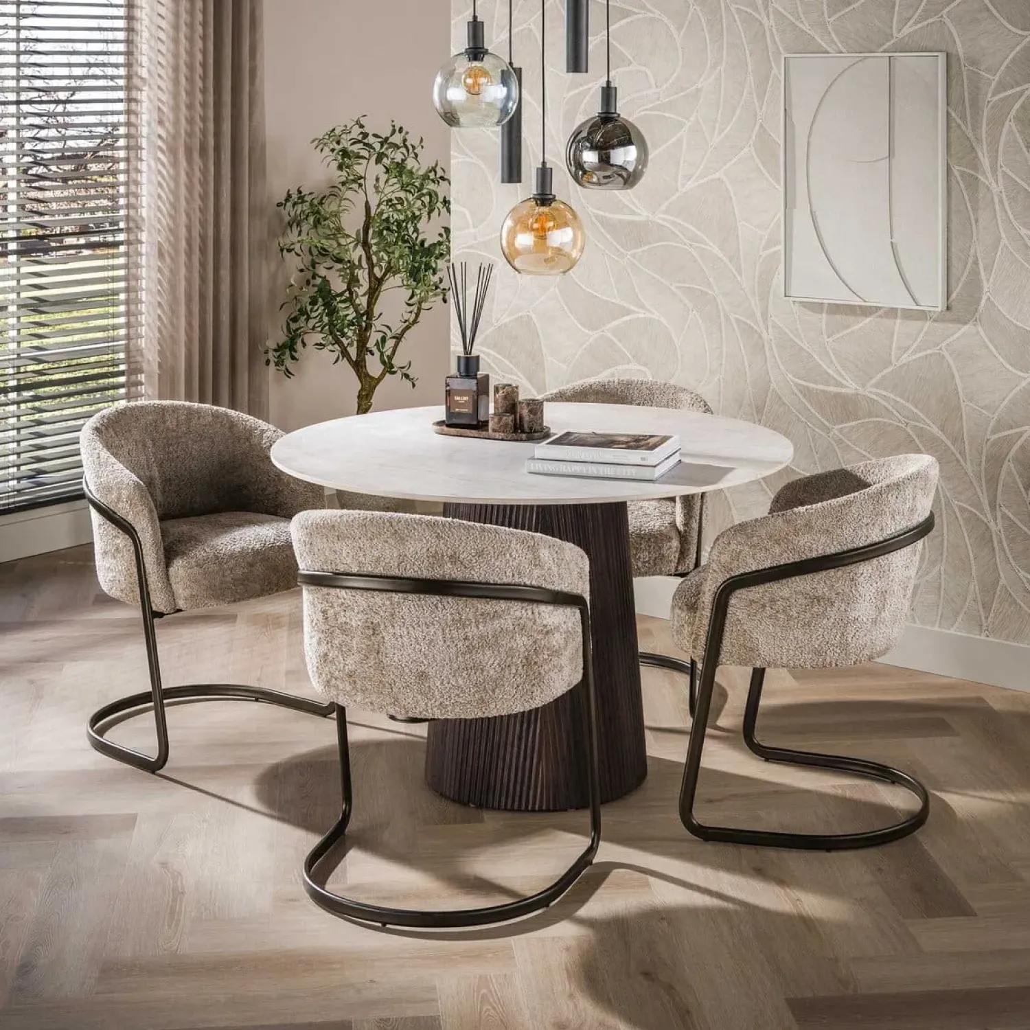 Kalfort Eettafels|Vittoria Eettafel rond Keramiek Bruin 120cm