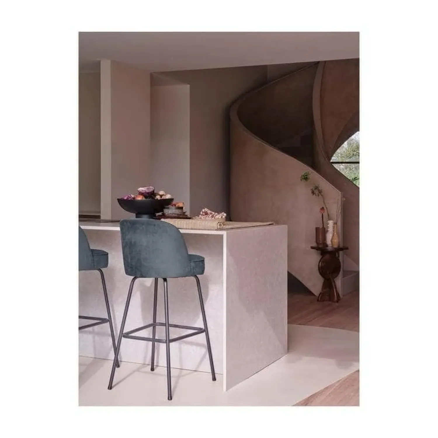 WOOOD Barkrukken|Vogue Barstoel Hoog Velvet Blauw